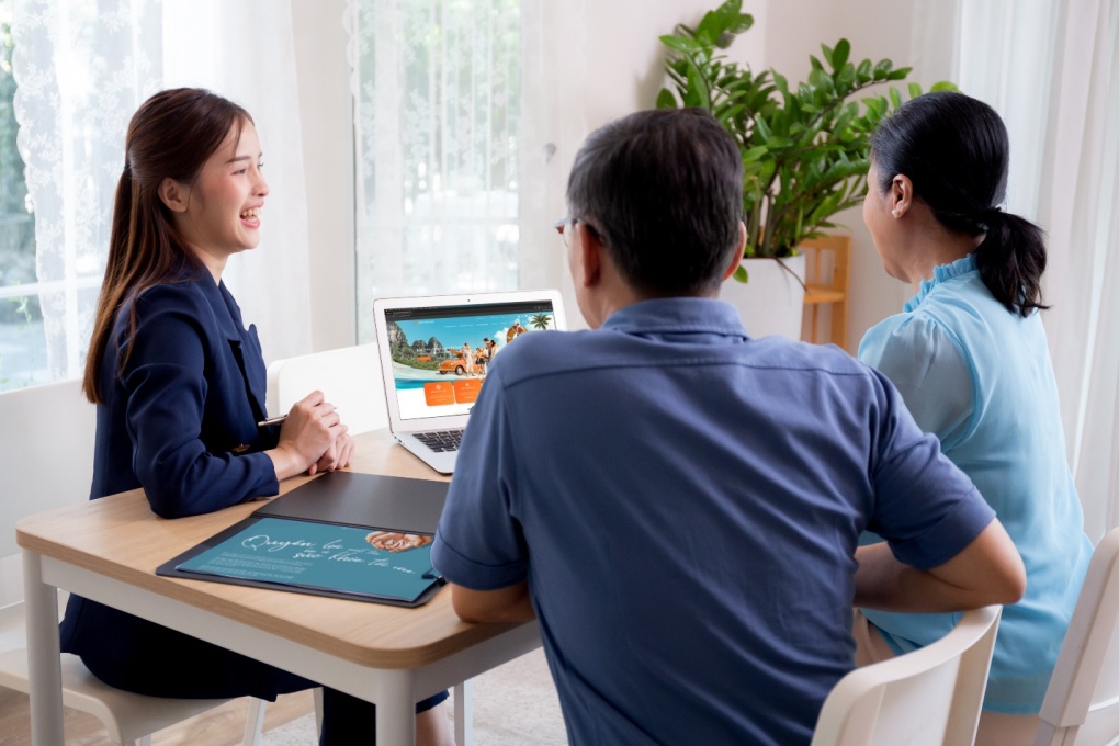 Kết thúc năm 2023, Hanwha Life Việt Nam ghi nhận kết quả hoạt động kinh doanh và đầu tư với nhiều con số ấn tượng trong giai đoạn thị trường kinh tế đối mặt với nhiều thách thức. Kết thúc năm 2023, Hanwha Life Việt Nam ghi nhận kết quả hoạt động kinh doanh và đầu tư với nhiều con số ấn tượng trong giai đoạn thị trường kinh tế đối mặt với nhiều thách thức.