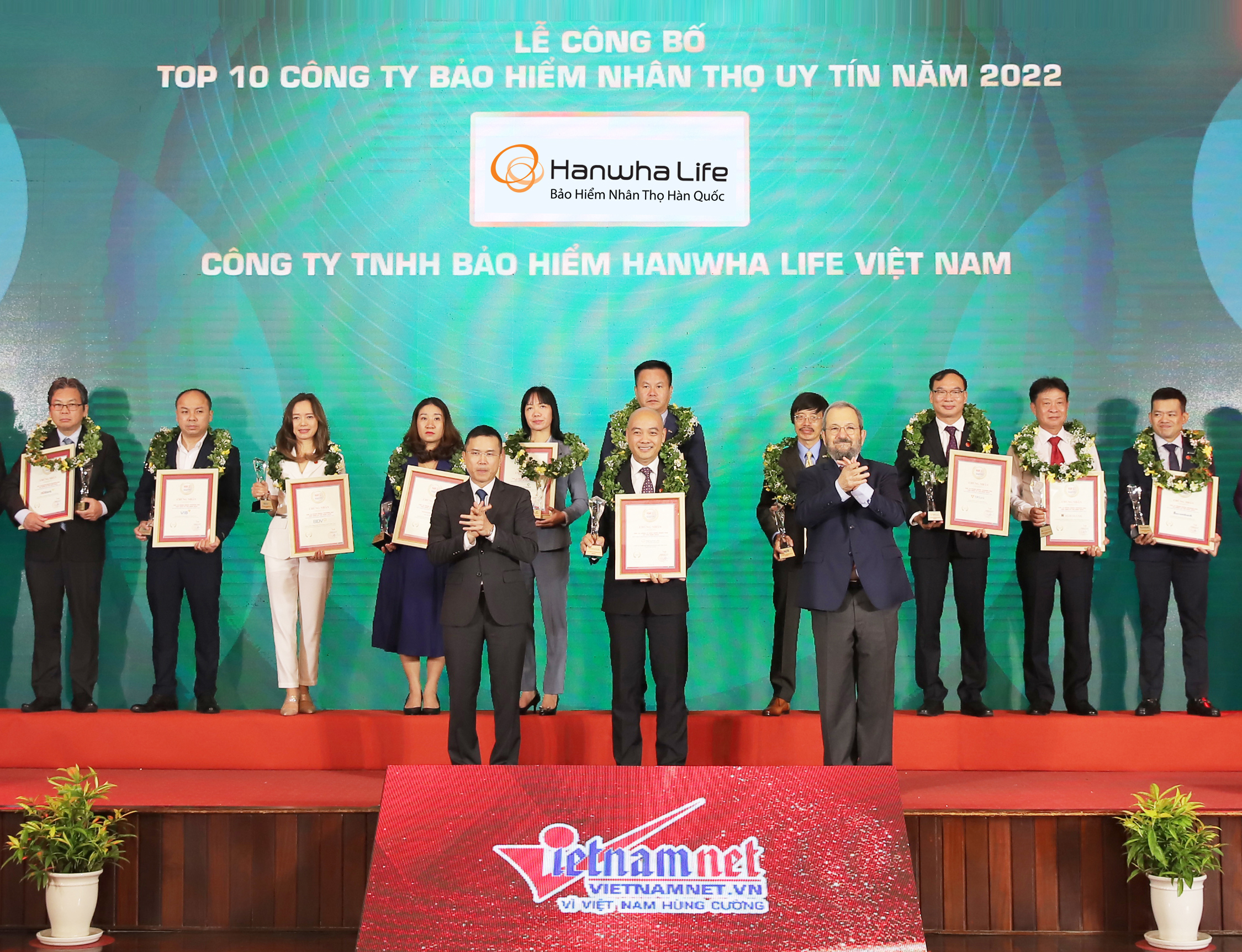 Hanwha Life Việt Nam nhận danh hiệu “Top 10 Công ty Bảo hiểm uy tín năm 2022”